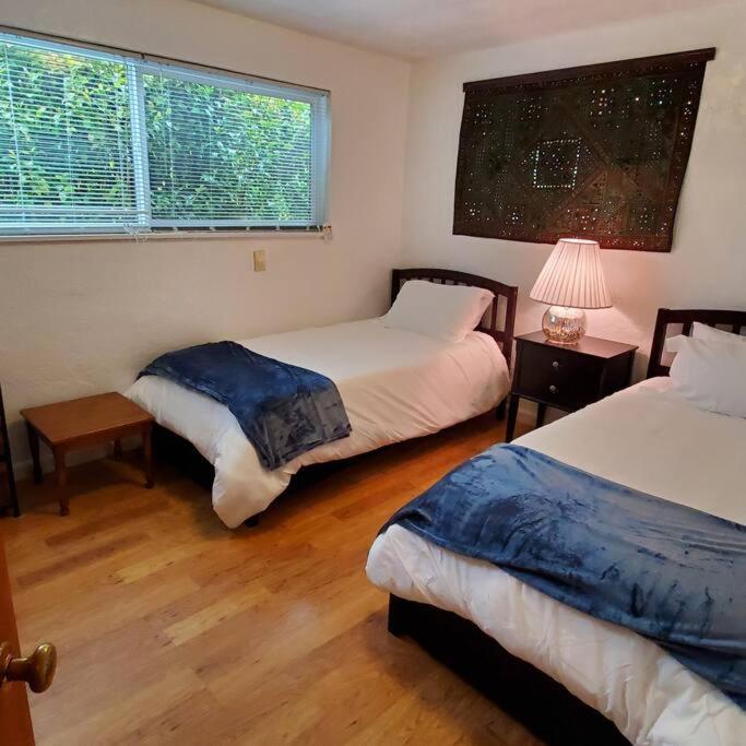 Sweet 2 Bedroom Close To U Of Oregon & Track! 유진 외부 사진