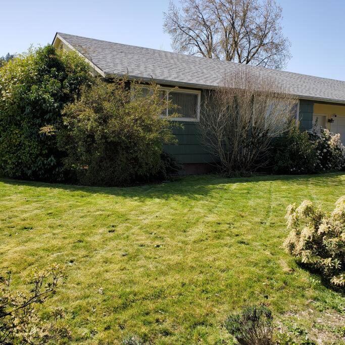 Sweet 2 Bedroom Close To U Of Oregon & Track! 유진 외부 사진